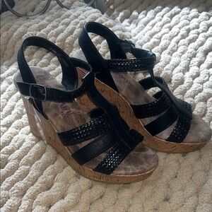 Elegant Black and Brown Wedge Sandals